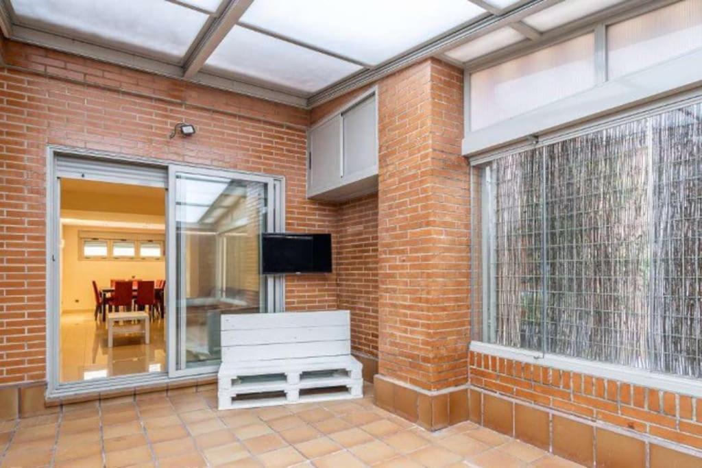 Impresionante Apartamento De 4 Dormitorios 3 Banos Y 2 Plazas De Garaje Madri Exterior foto
