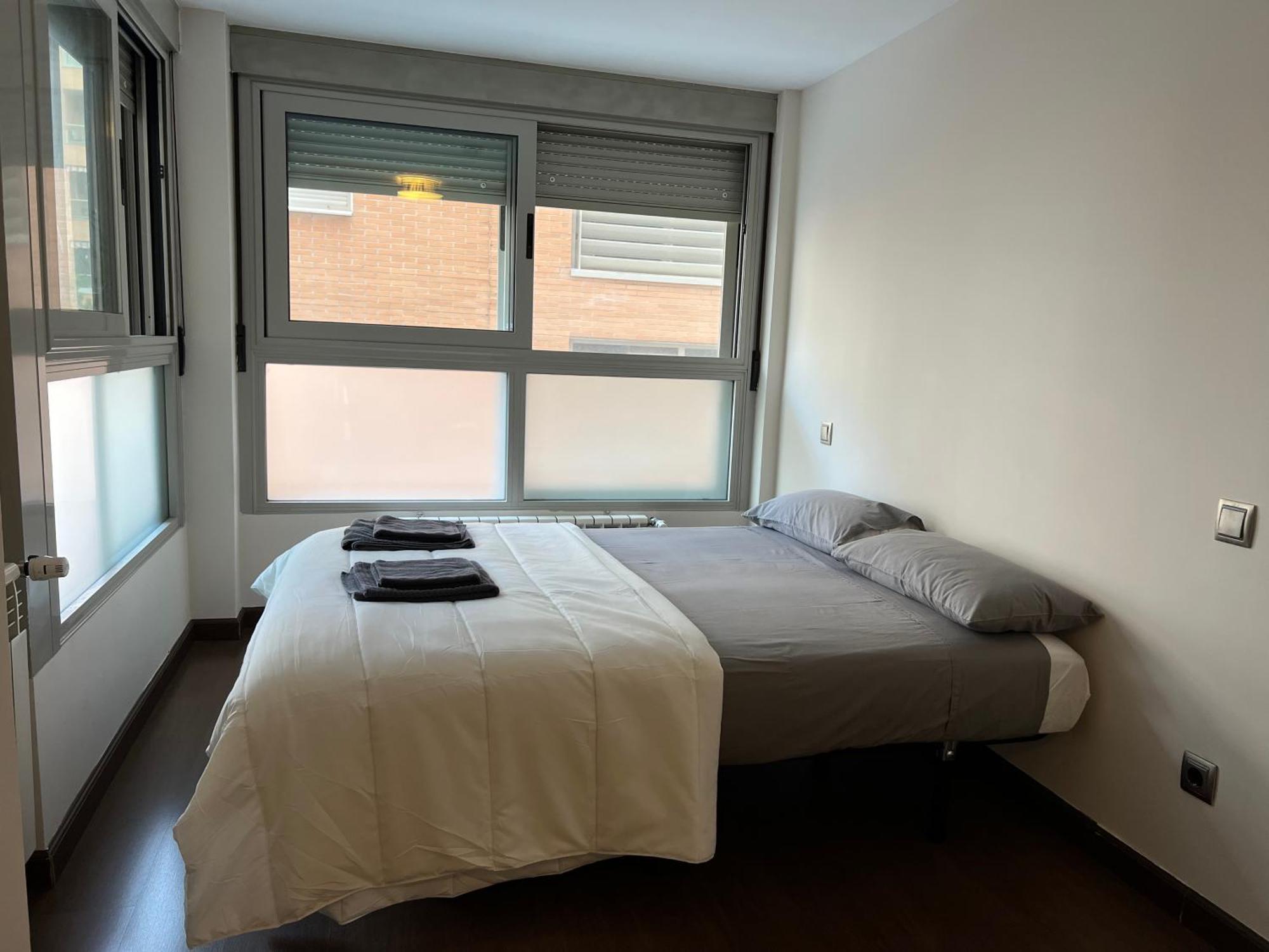 Impresionante Apartamento De 4 Dormitorios 3 Banos Y 2 Plazas De Garaje Madri Exterior foto